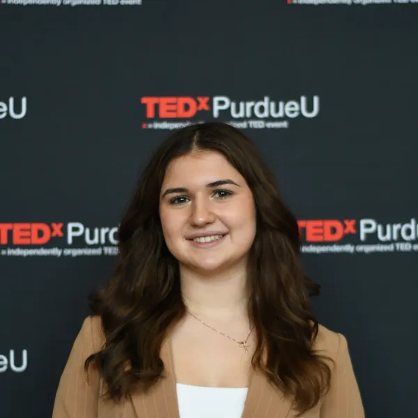 Alaina Salsaa, Salons Chair